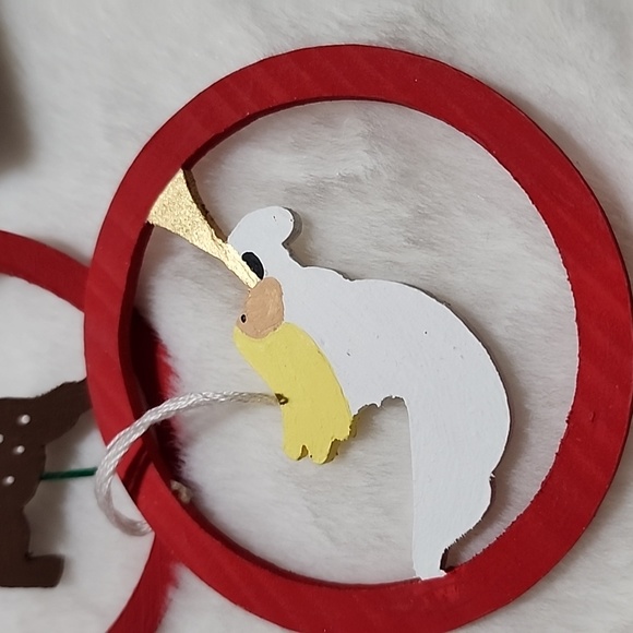 VINTAGE CHRISTMAS DECORATIVE WOODEN ORNAMENTS  HANDMADE - Picture 4 of 8